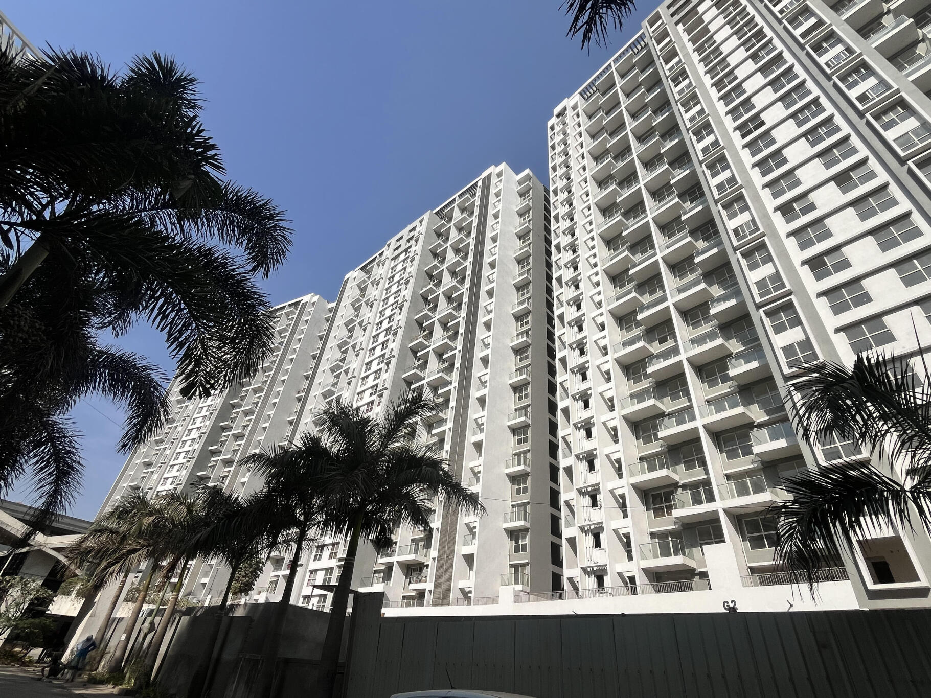 1e4hiwz_1743158394_581433083_optOrig