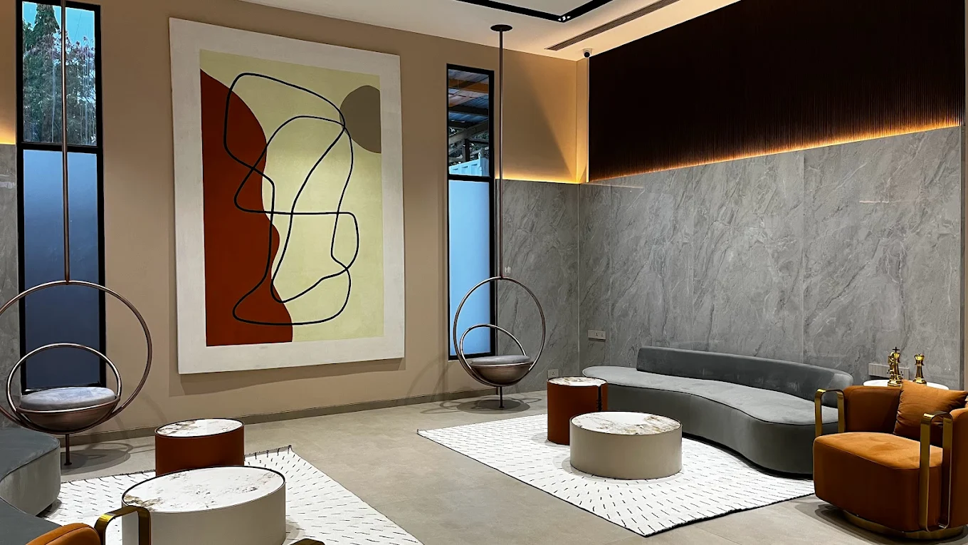 20230407_125641760_iOS