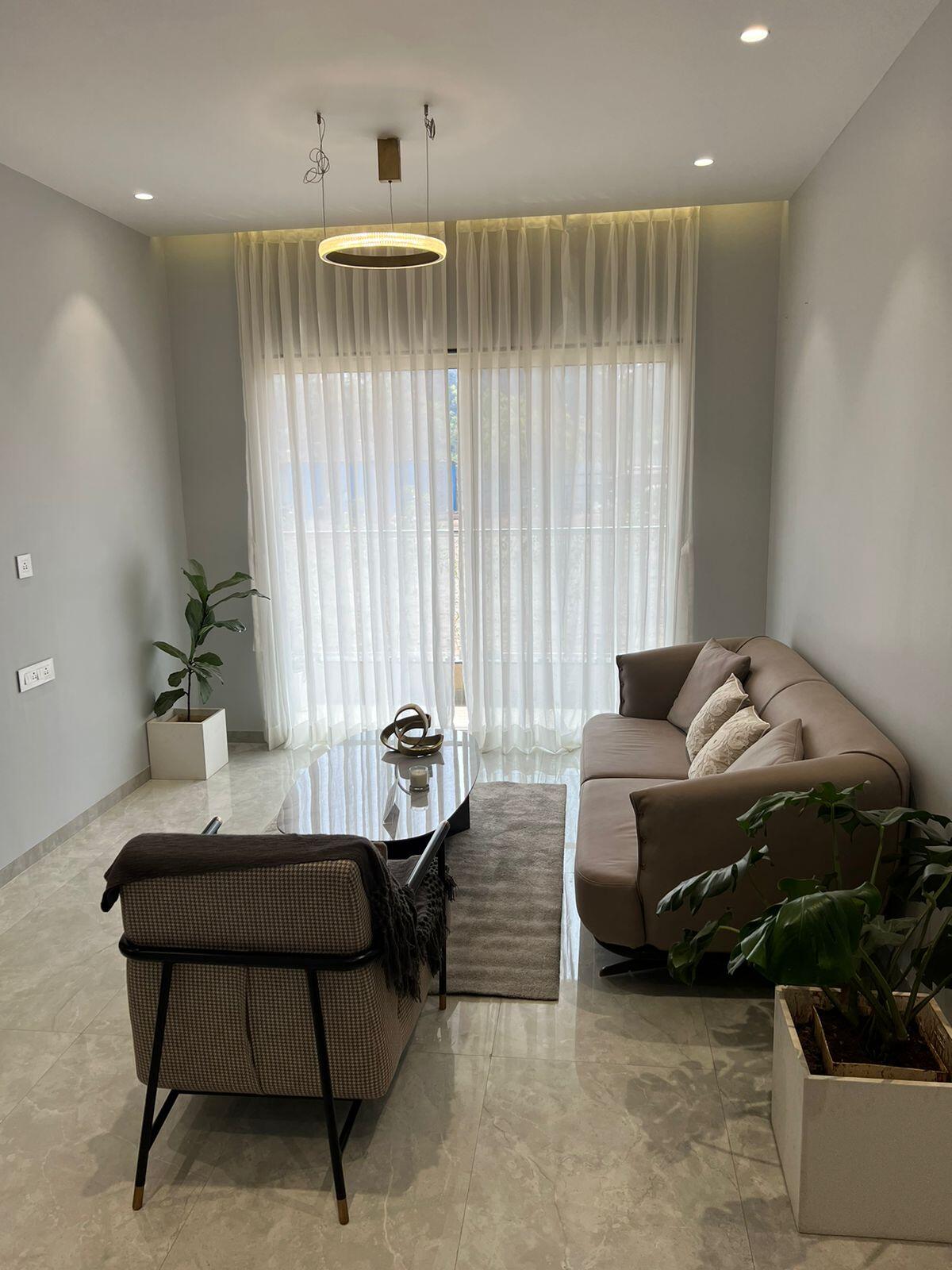 rhii5ys_1696057431_448312198_optOrig