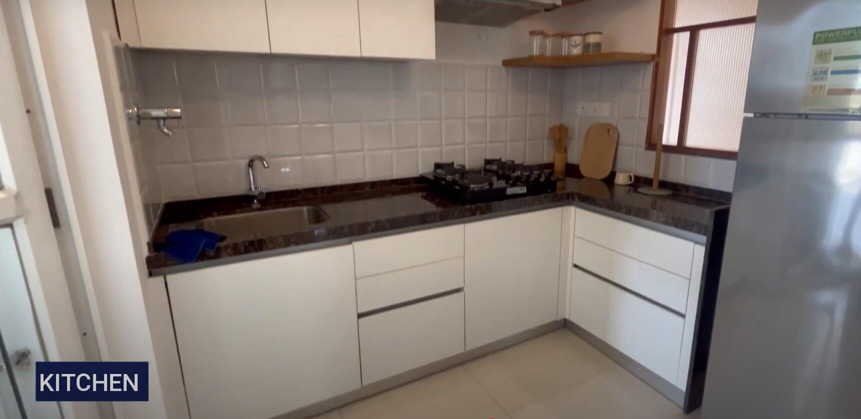 z0re1dl_1745577072_590049571_optOrig